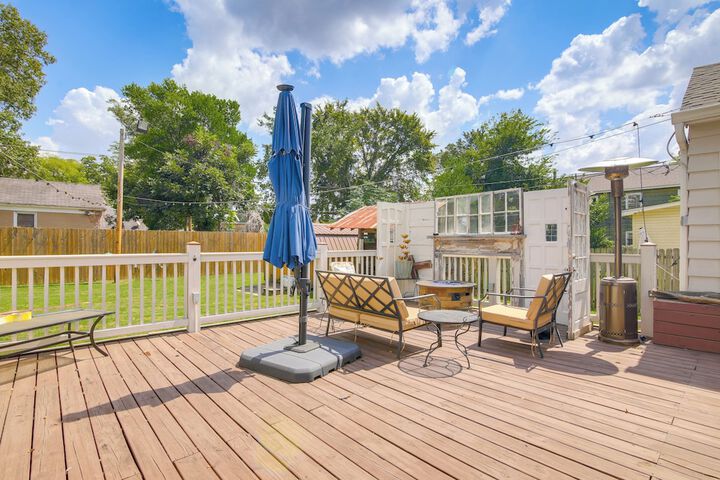 Walk Downtown: Home w / Yard in Clarksdale