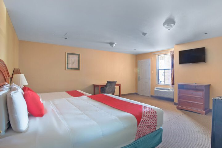 Room 35 of 42