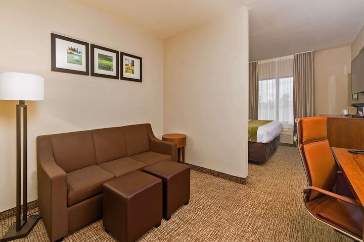 Room 15 of 41