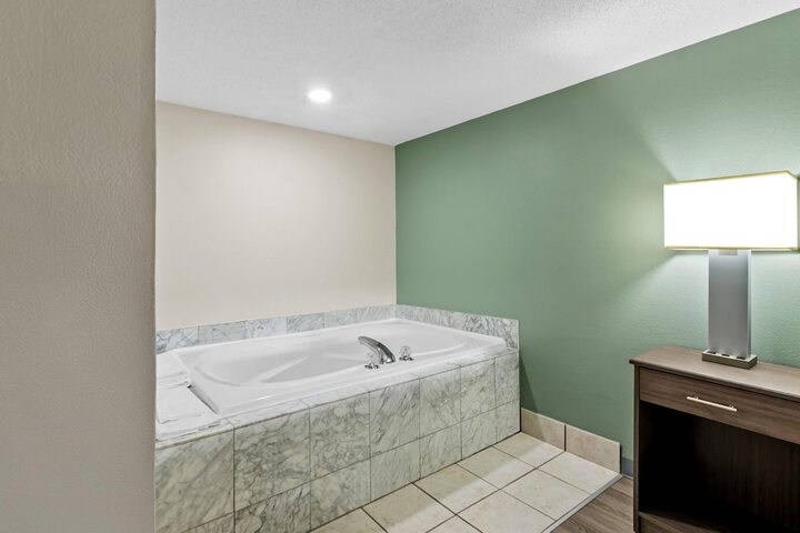 Quality Inn Hillsville