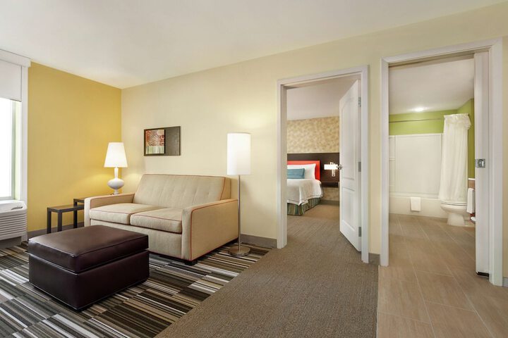 Room 18 of 28
