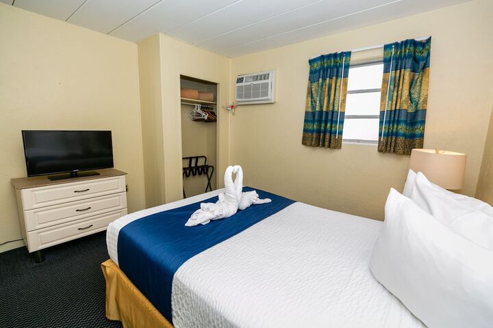 Room 8 of 41