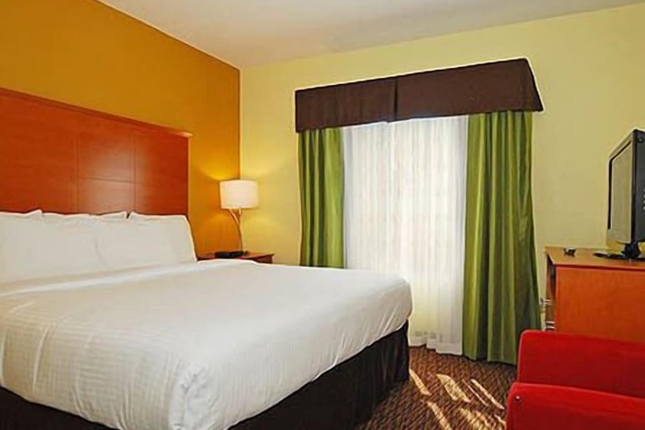 Room 18 of 36