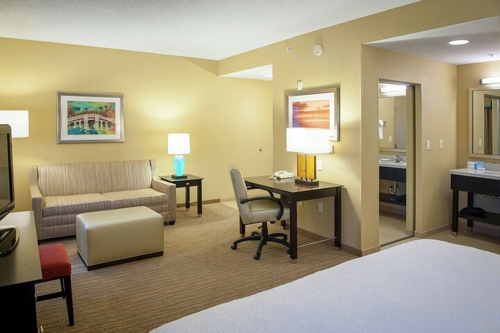 Room 25 of 54