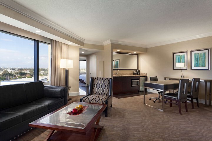 Embassy Suites by Hilton Irvine Orange County Airport