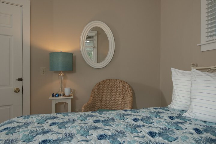 Room 41 of 142