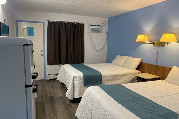 Room 73 of 99