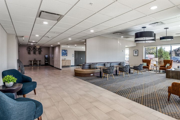 Hotel 8 of 53