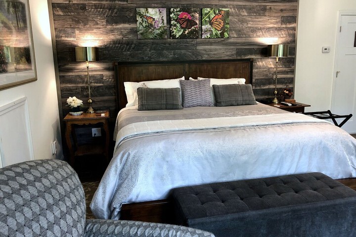 Room 41 of 56