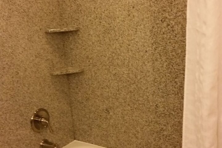 Room 48 of 69