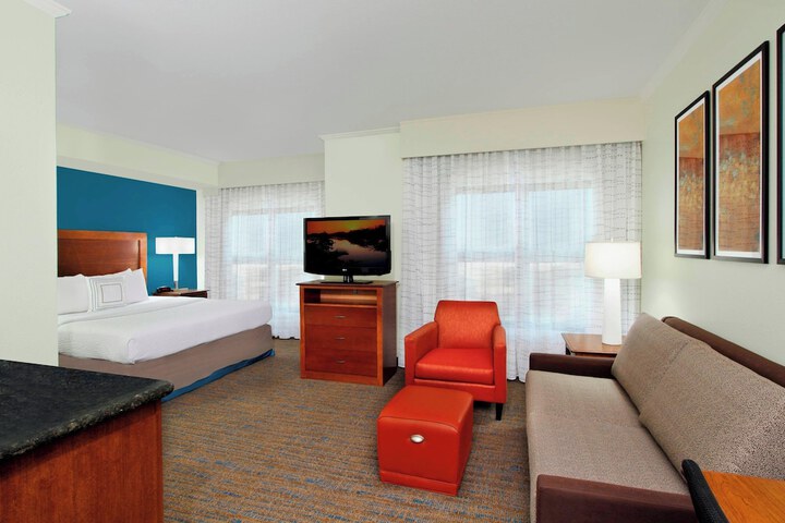 Room 16 of 27