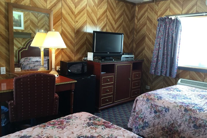 Room 19 of 25