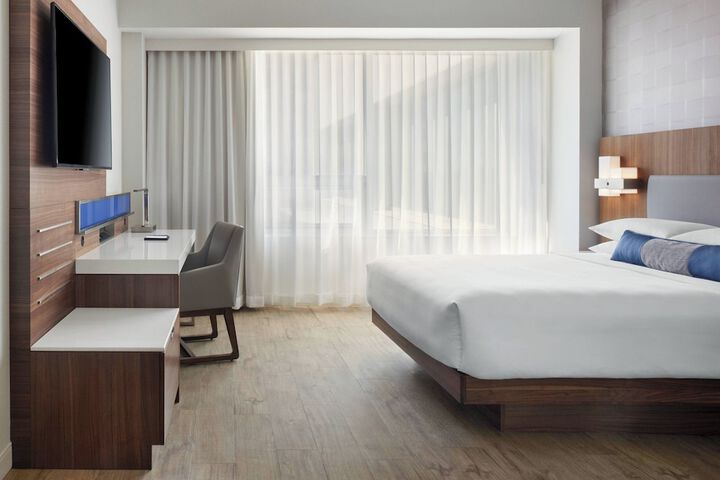 Room 20 of 48