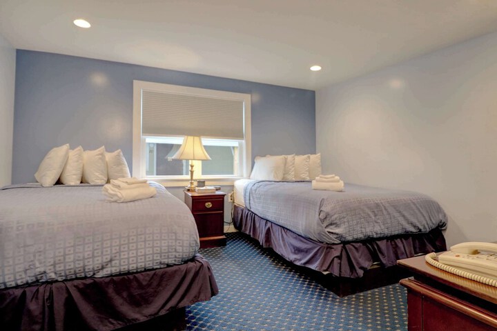 Room 101 of 317