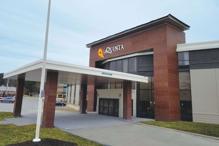 La Quinta Inn & Suites by Wyndham Boston-Andover