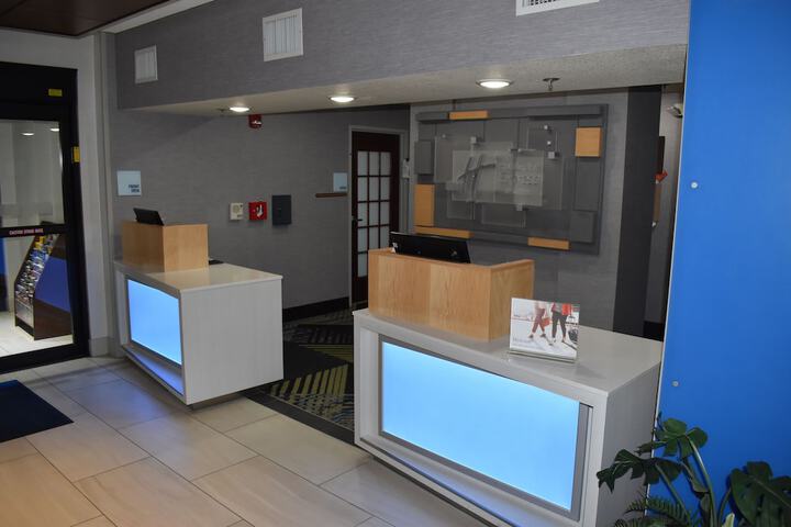 Hotel Interior 17 of 57