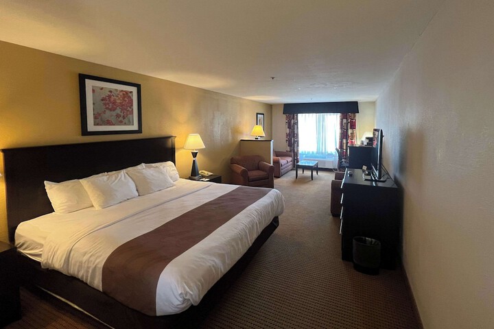 Room 42 of 57