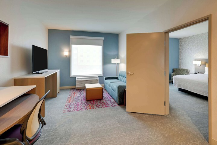 Room 42 of 66