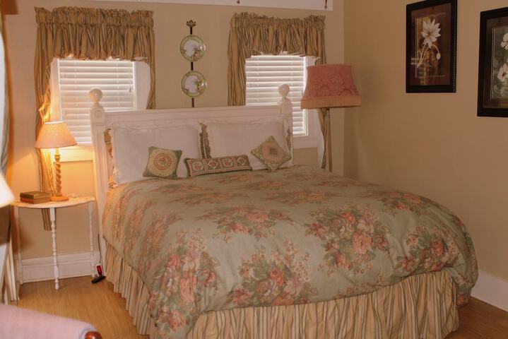 Room 42 of 104