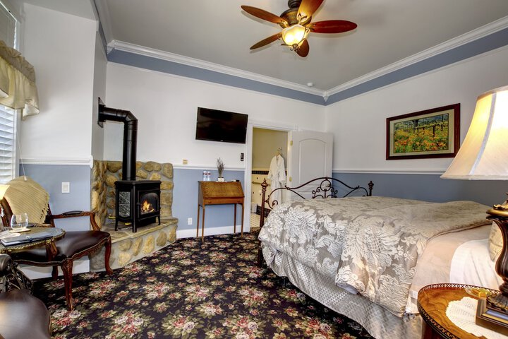 Room 49 of 132