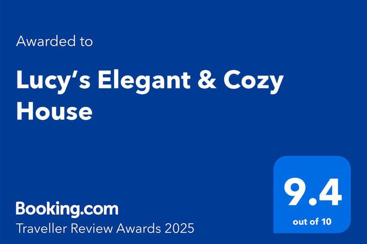 The Elegant & Cozy Retreat