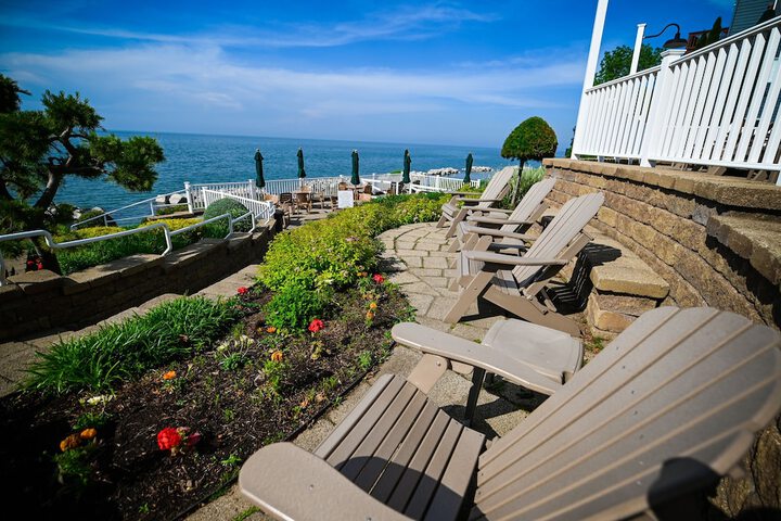 Sundeck 73 of 81