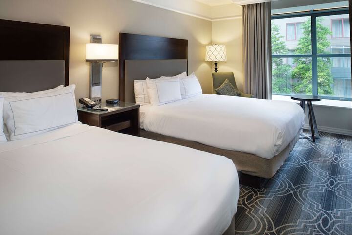 Room 105 of 160