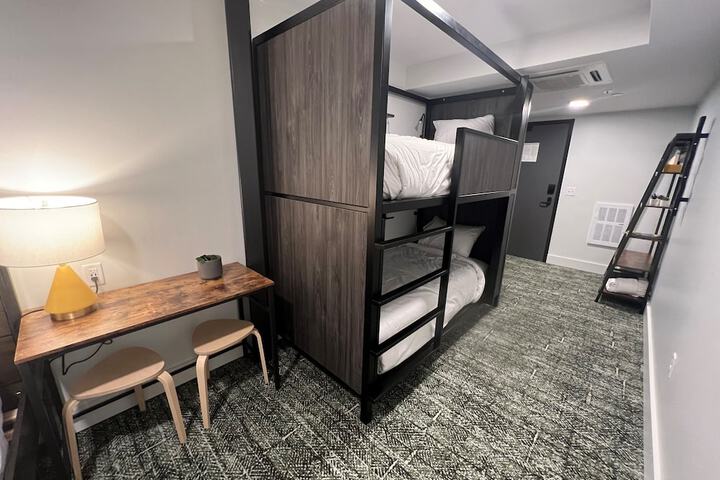 The Block Hotel & Commons