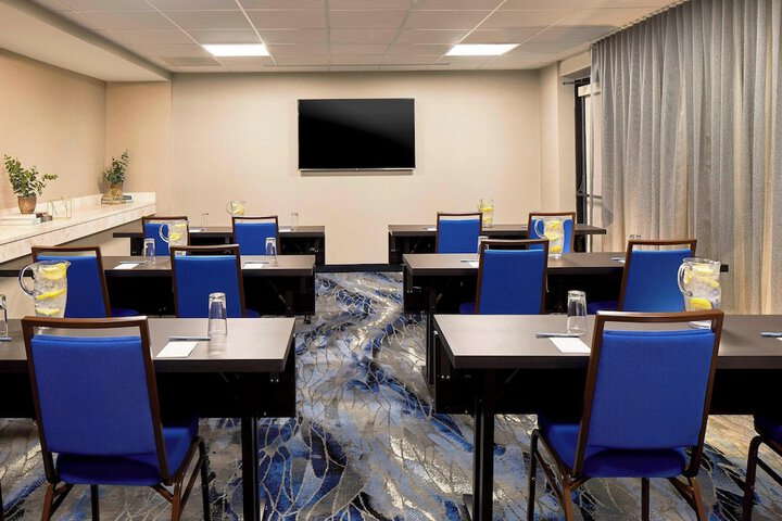 Fairfield Inn & Suites by Marriott Albany Airport