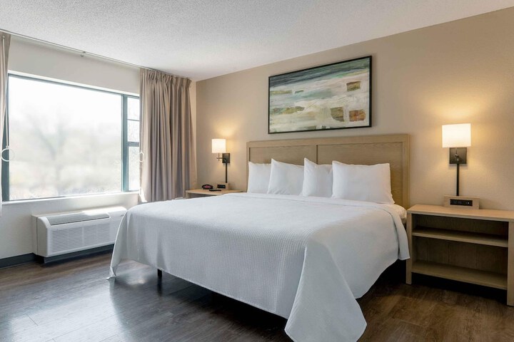 Extended Stay America Suites DC Fairfax Fair Oaks Mall