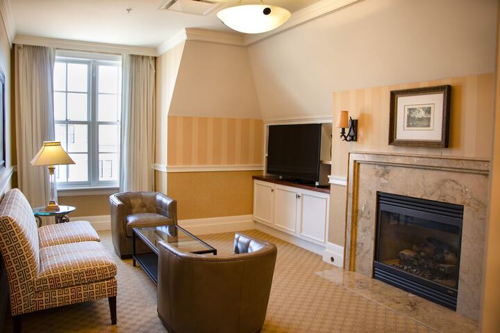 Room 49 of 118