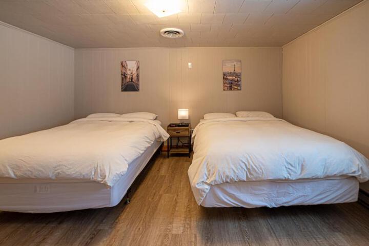 Star Gate Motel