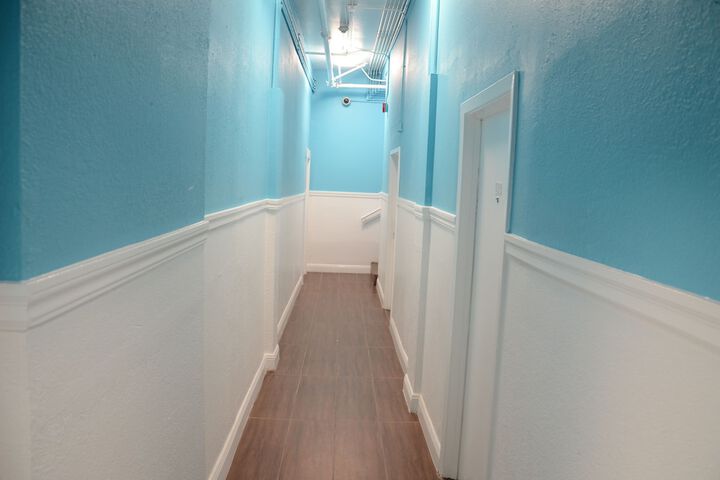 Ballroom/Hall 34 of 34