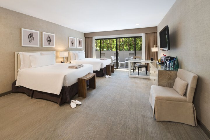 Room 21 of 38