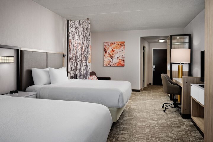 Room 33 of 44