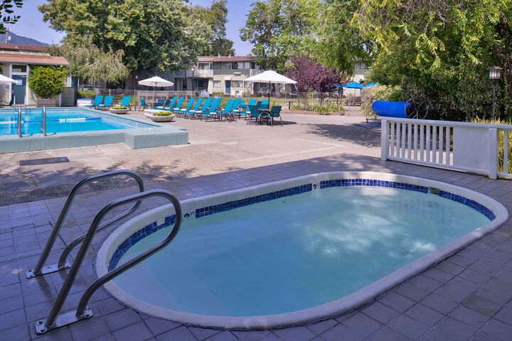 Pool 4 of 81