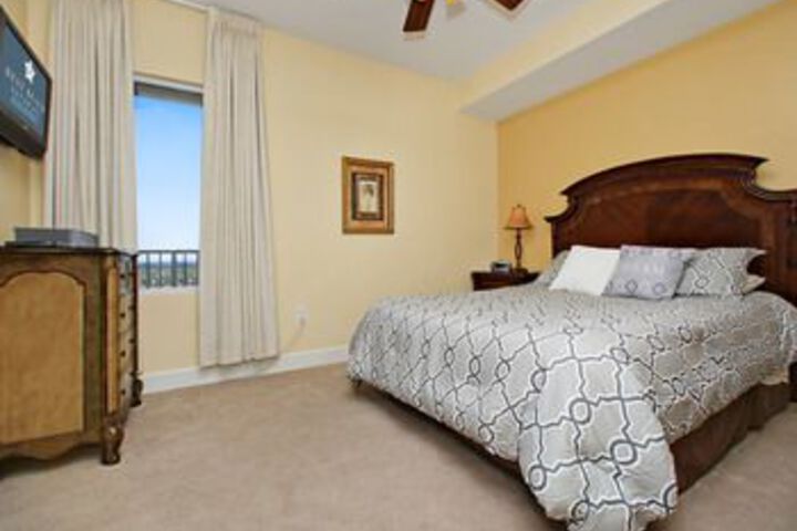Tidewater 2313 128239 by RedAwning