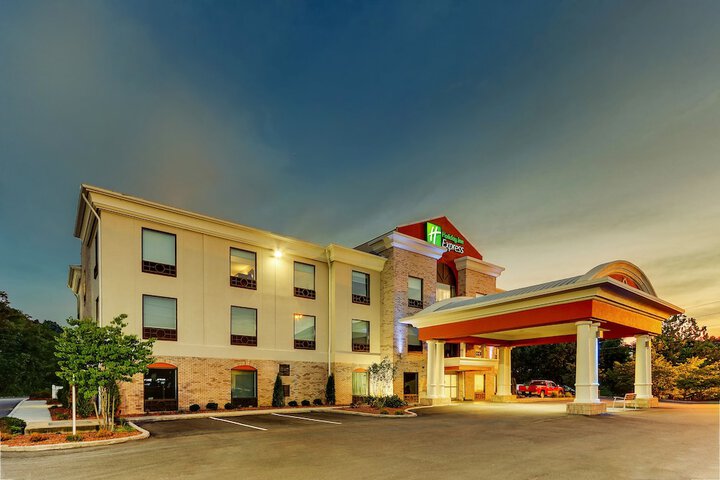 Hotel 8 of 51