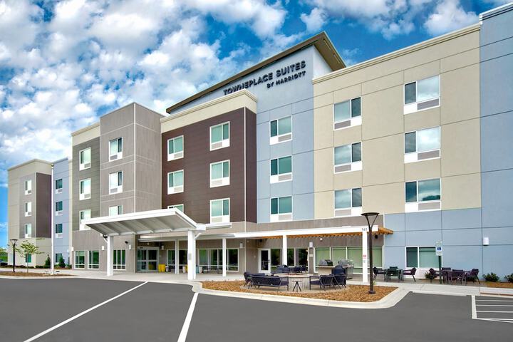 Hotel 2 of 35