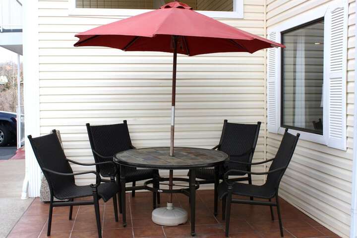 Terrace/Patio 27 of 28