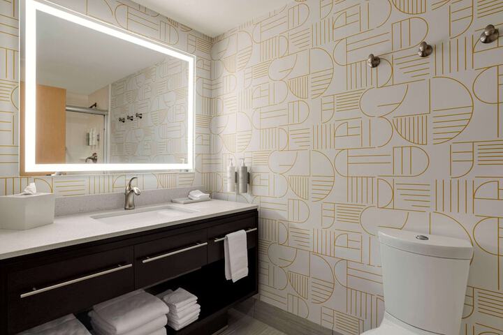 Home2 Suites by Hilton Austin North / Near the Domain