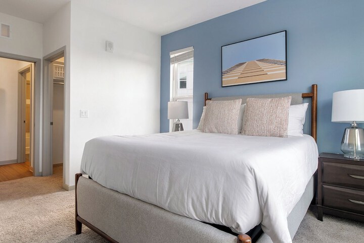 Landing Furnished Apartments near Lake Apopka