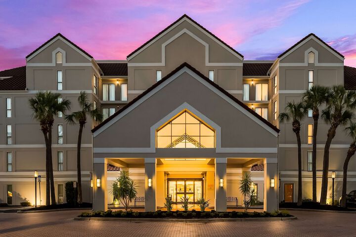 Hotel 2 of 39