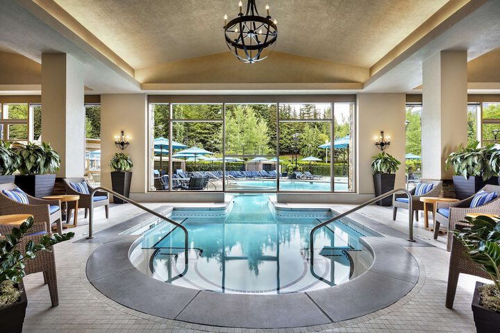 Fairmont Chateau Whistler