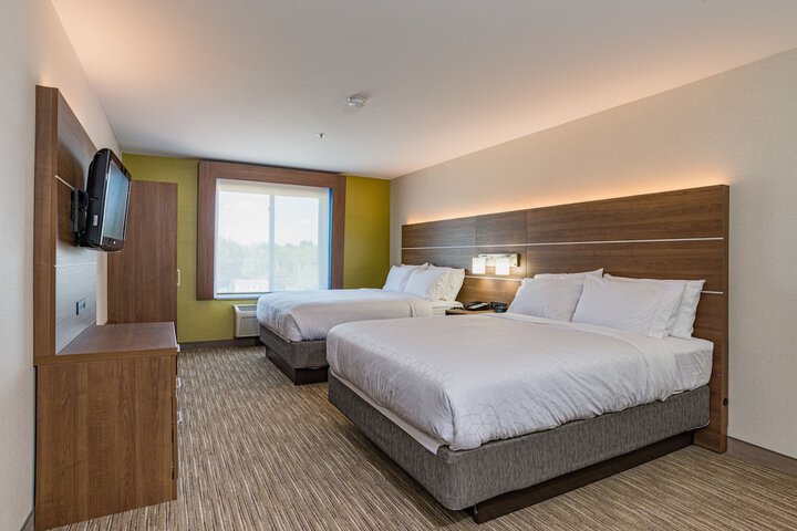 Room 14 of 40