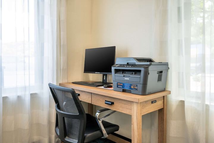 Business Center 55 of 55