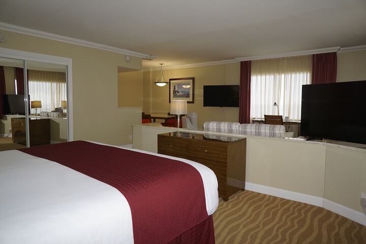 Room 21 of 73