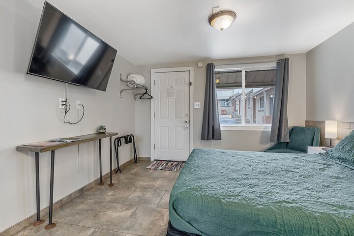 Selkirk Motel