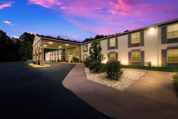 Hotel 10 of 51