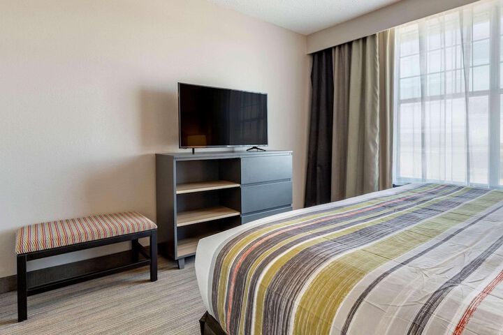 Country Inn & Suites by Radisson Lumberton, NC